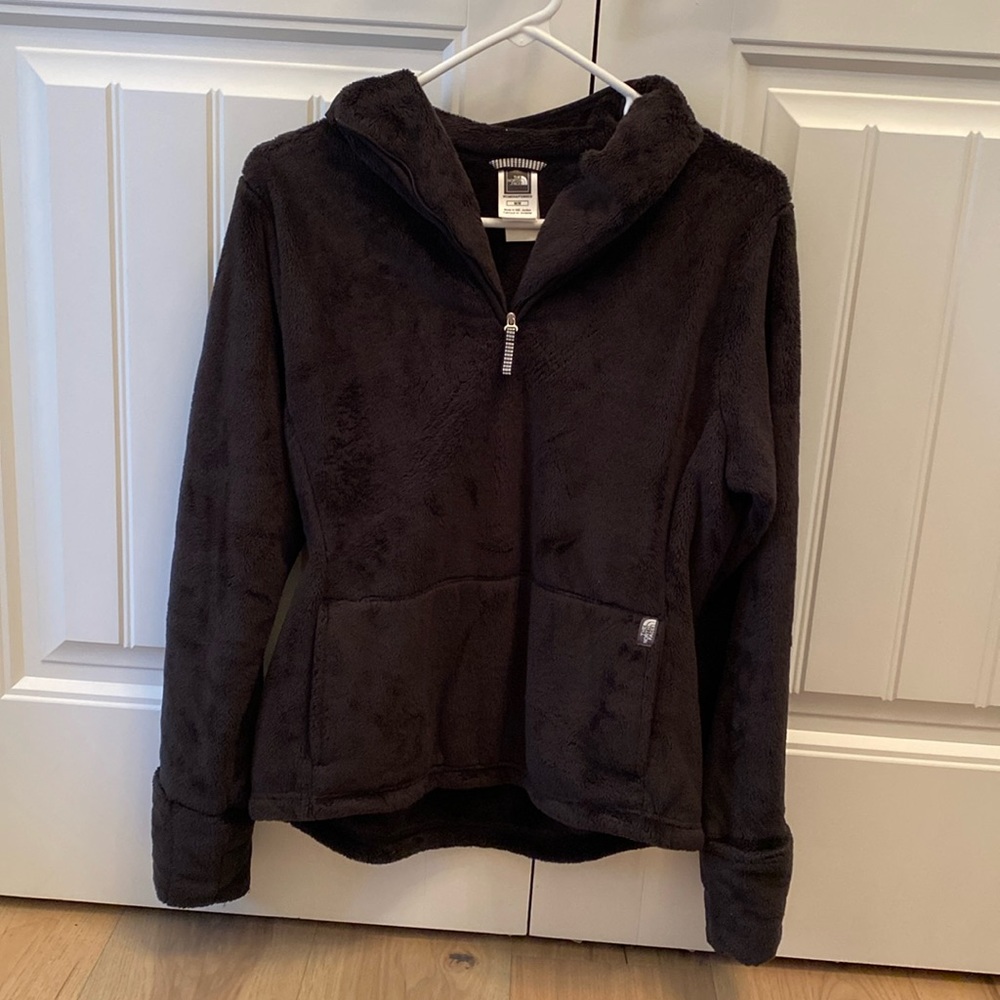 Women’s Medium black northface quarter zip jacket